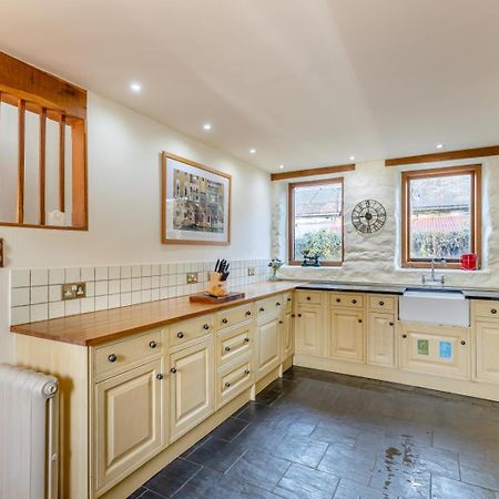 Pandy Farmhouse - Panoramic Mountain Views Within Snowdonia'S National Park - 4X4 Recommended Долгелай Екстериор снимка