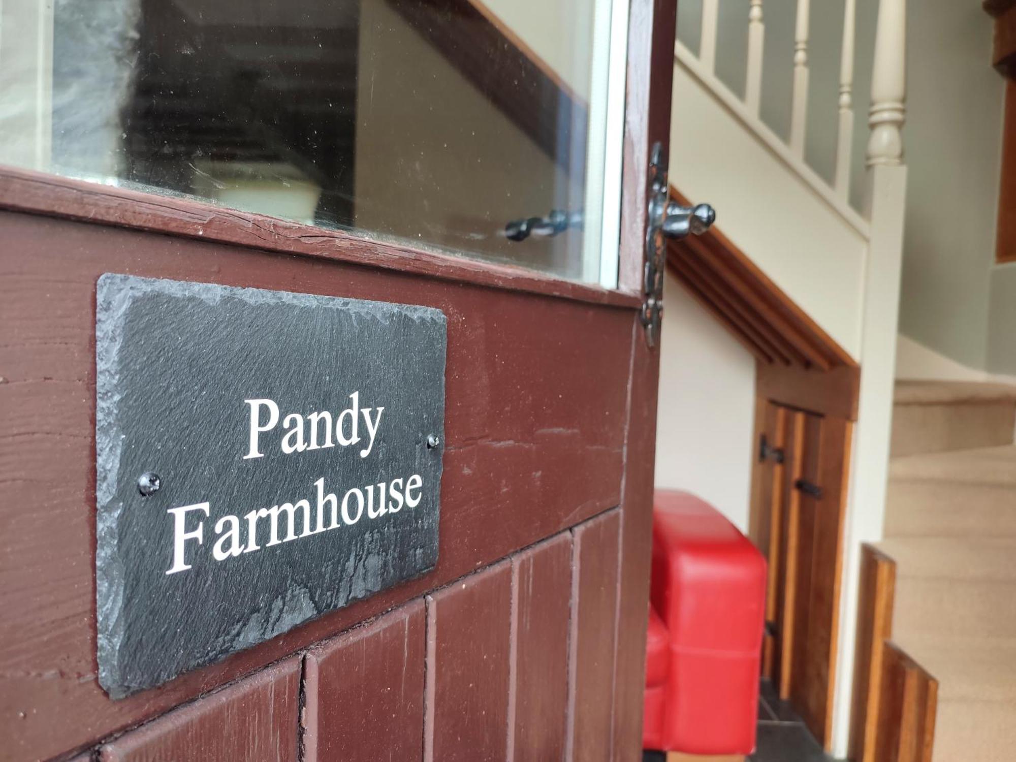 Pandy Farmhouse - Panoramic Mountain Views Within Snowdonia'S National Park - 4X4 Recommended Долгелай Екстериор снимка